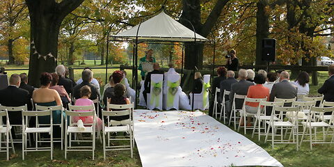 Außenbereich des Manitu, Foto: Pfitzmann